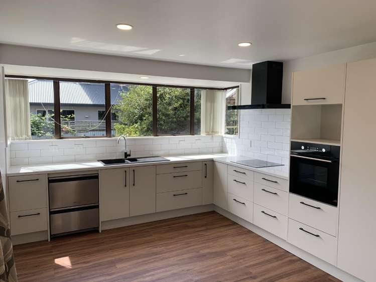 A/3 Sealy Street 11278_2