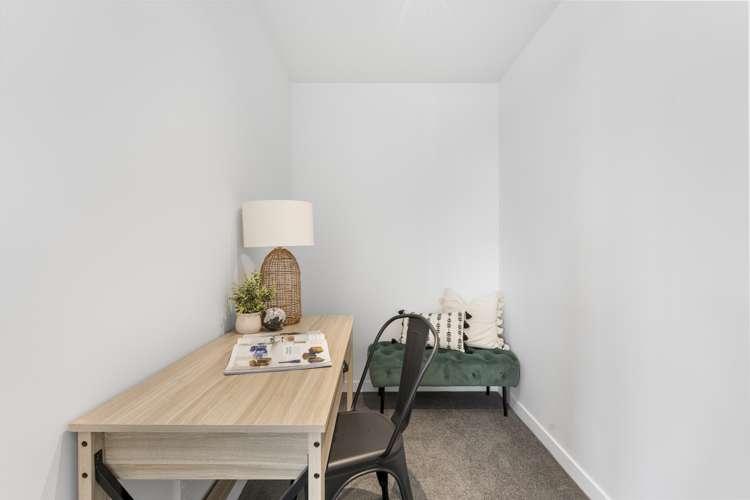 2/69 Tiketike Way Brooklyn_21