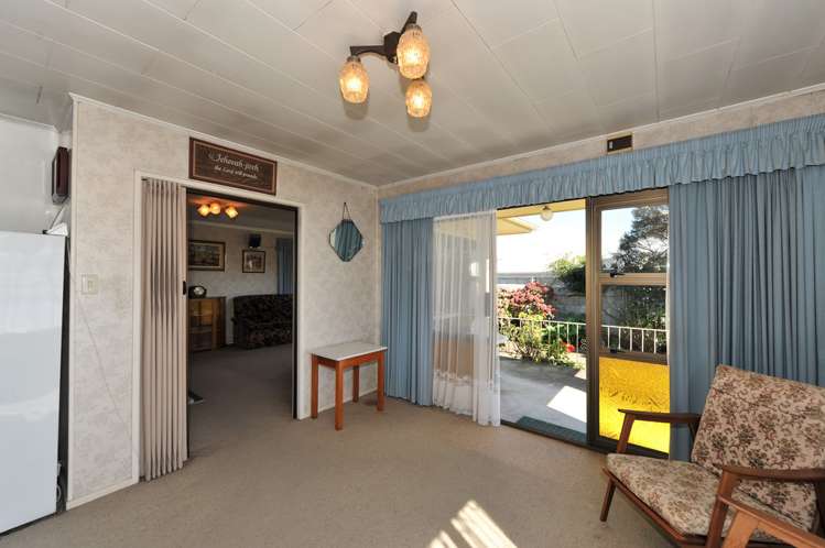 59 Leicester Street Stoke_9