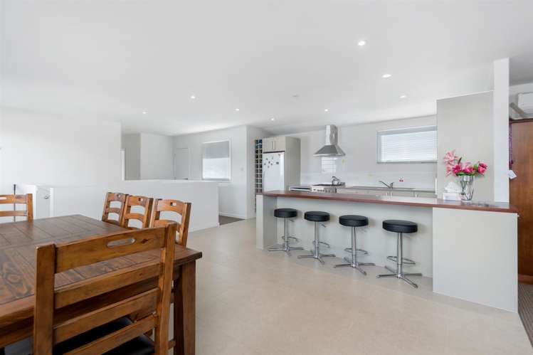 35 Suburb Street Queenstown_7