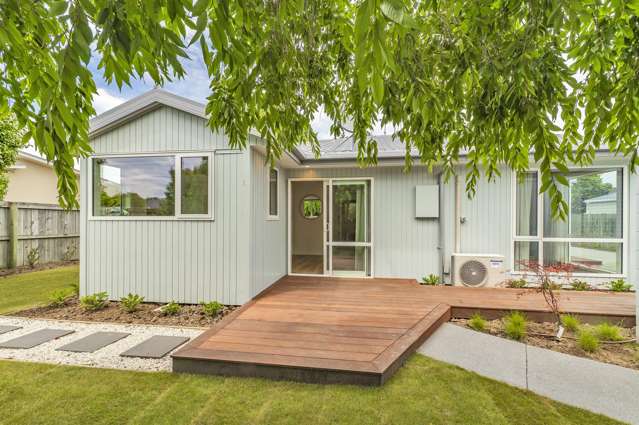 Like New in Central Lincoln