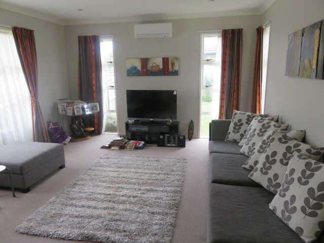 64 Farringdon Avenue Rototuna North_3