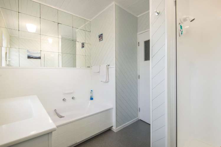 78 Kervil Avenue Te Atatu Peninsula_18