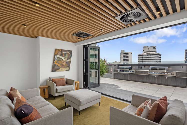 1606/10 Commerce Street Auckland Central_14