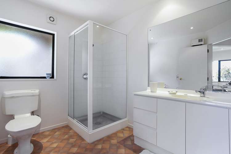 2/165 Titirangi Road New Lynn_14