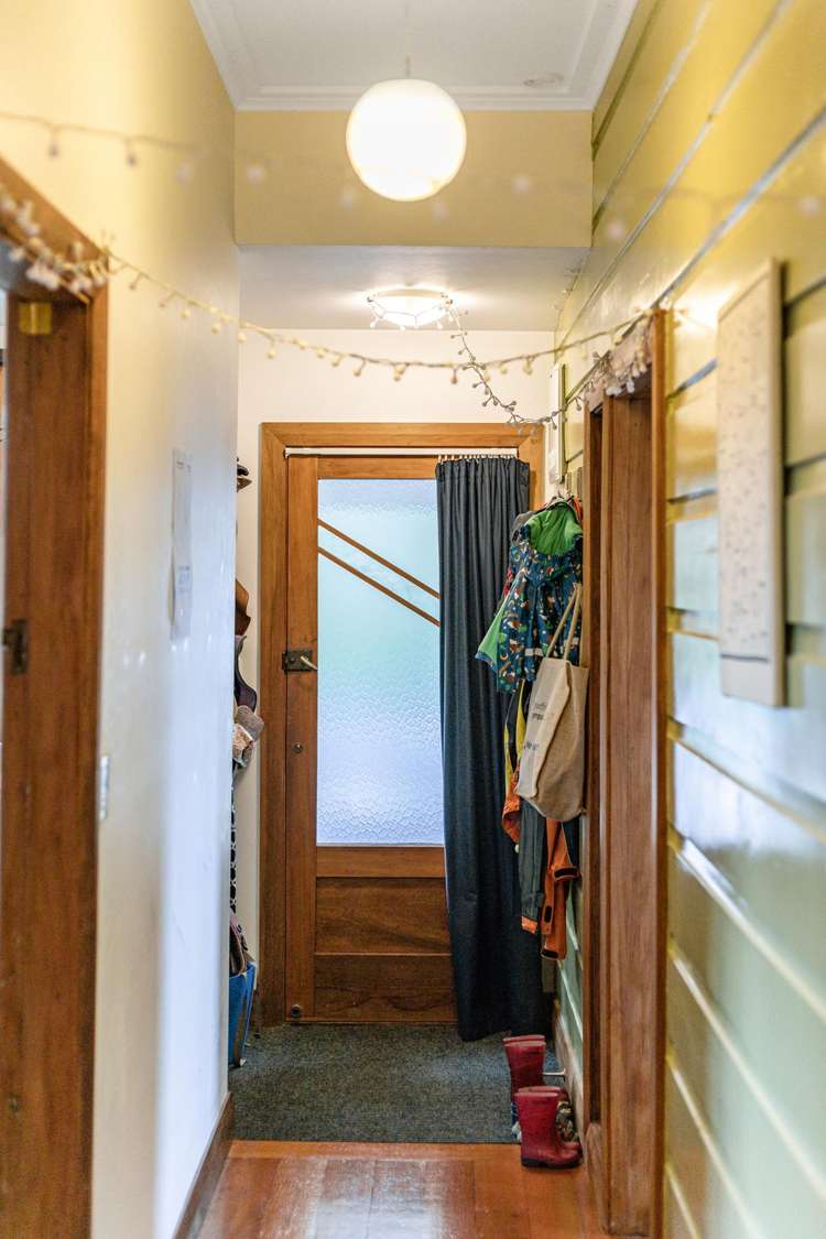 152 Russell Terrace Berhampore_11