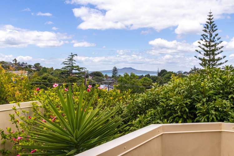 48 Lyons Avenue Murrays Bay_4