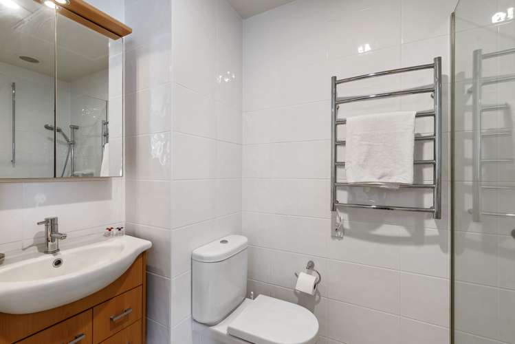 8/4 Dp Seaview Road Paraparaumu Beach_13