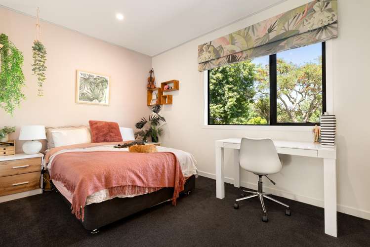 354 Whitford Road Whitford_13