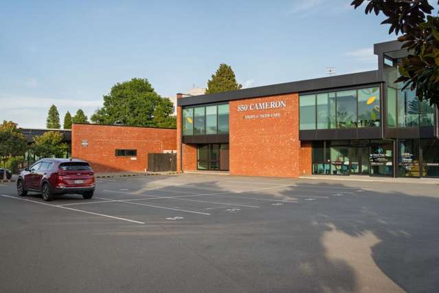 Unit 5, 850 Cameron Road Tauranga_1