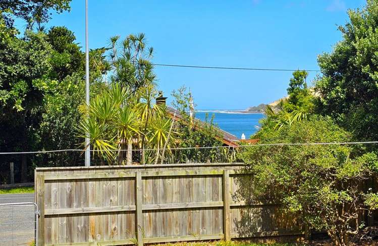 229 Hokianga Harbour Drive Omapere_11
