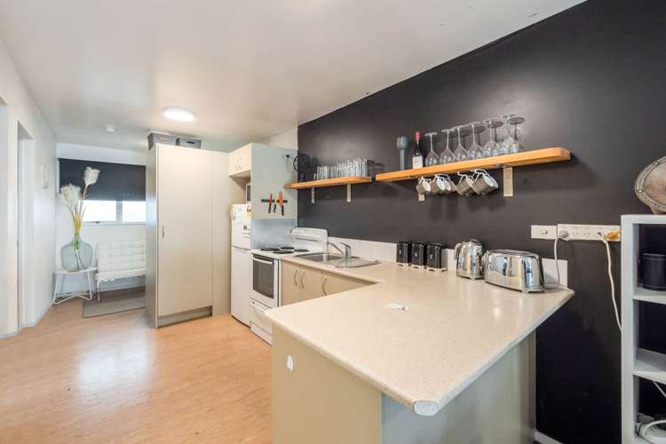 4/242 Great North Road Henderson_3