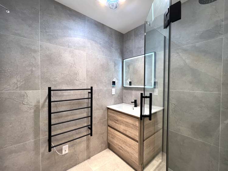 2/669 Great North Road Grey Lynn_6