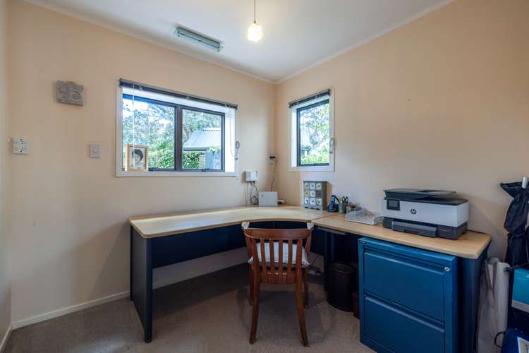 43 Tahatai Road Oneroa_16