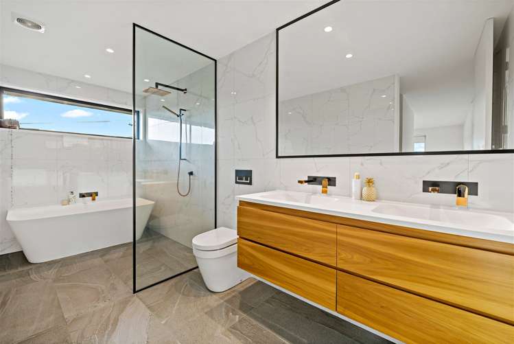 7b Gulf View Road Murrays Bay_7