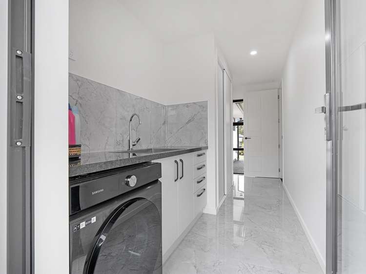 13 Rosalind Avenue Darfield_31