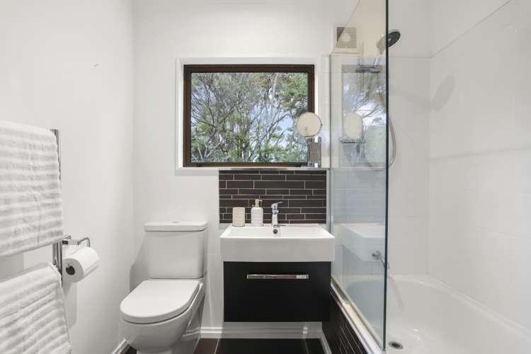 155 Huia Road Titirangi_19