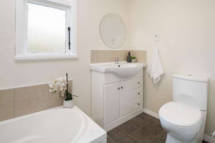 10 Anglesea Street Renwick_9