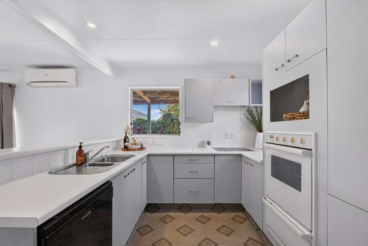49 Tait Drive Greenmeadows_9