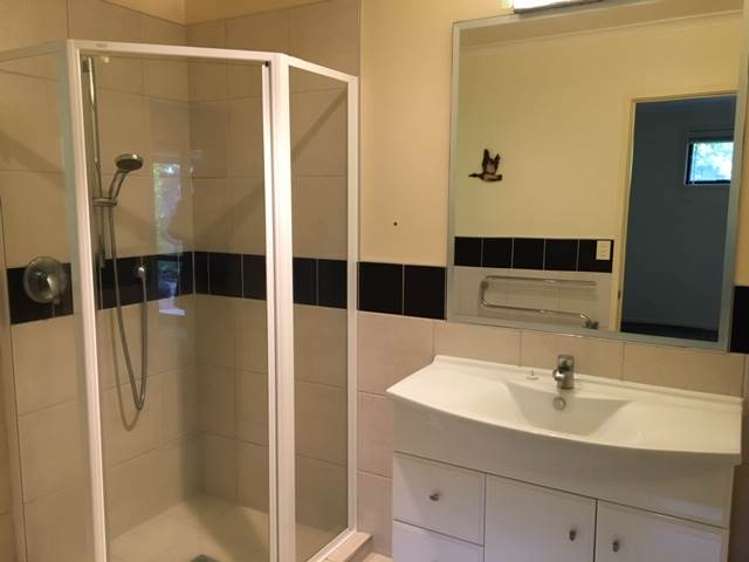 9a Rapaki Place Te Atatu Peninsula_14