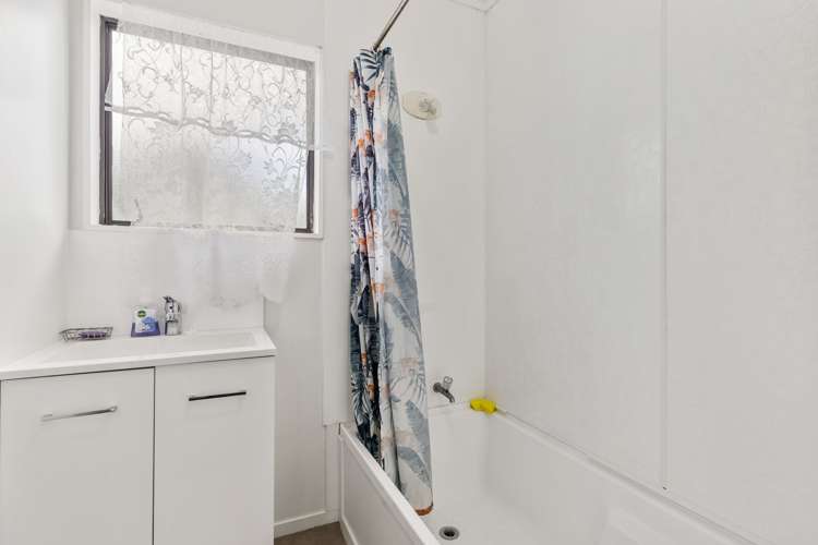 2/10 Ennis Avenue Pakuranga Heights_8