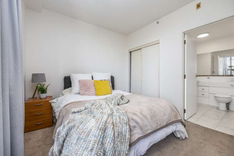8e/14 Waterloo Quadrant Auckland Central_8