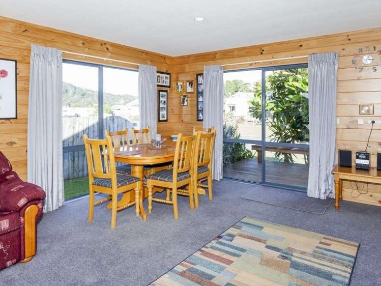 10 Hawk Hill Crescent Cooks Beach_17