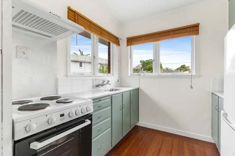 4/162 Onewa Road Northcote_5
