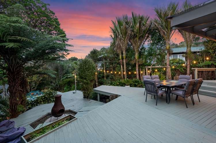 10 Raroa Terrace Waiatarua_22