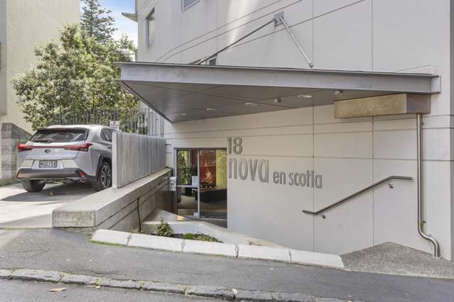 8d/18 Scotia Place Auckland Central_1