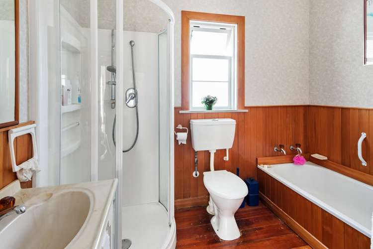 23 Bentinck Avenue Strathmore Park_10