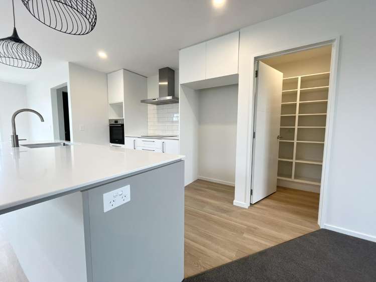 9 Robson Drive 1476_2