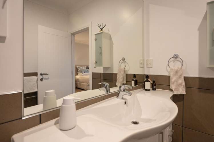 31 Balmoral Drive Terrace End_13