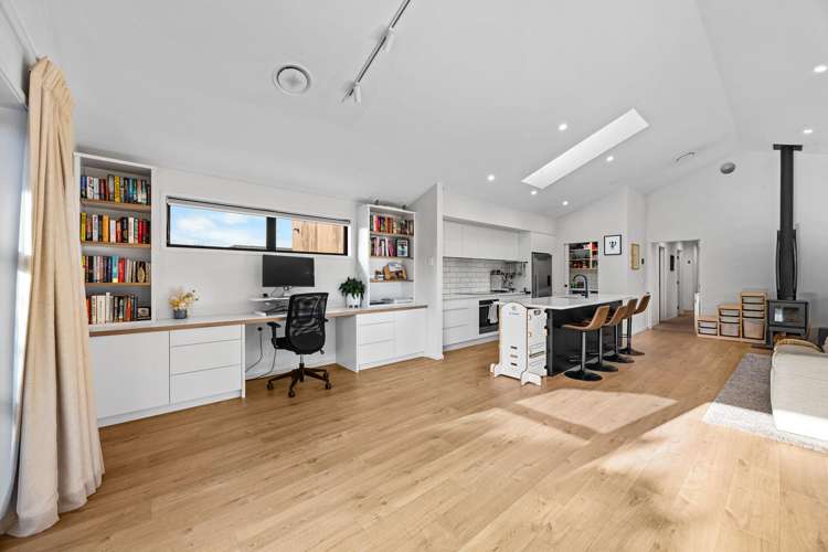 7 Hebbard Court Albert Town_5