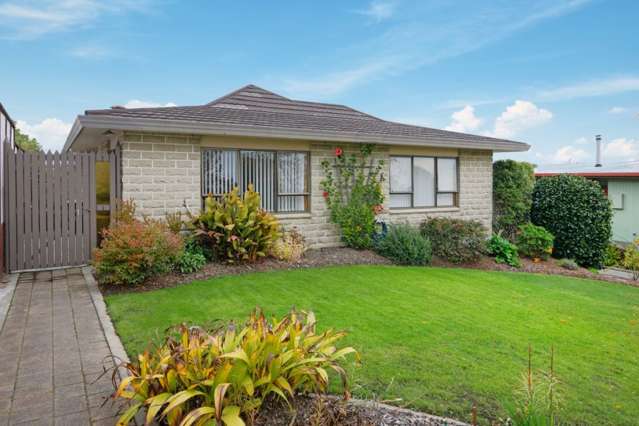 7 Farnham Drive Richmond_2