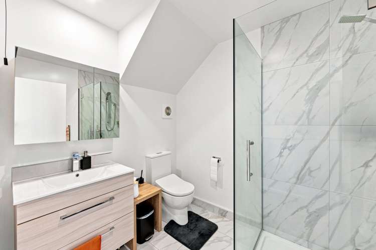 2/81 Mohua Lane Upper Riccarton_6