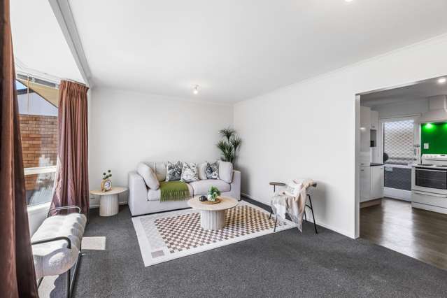 2/71 Trafalgar Street St Albans_2