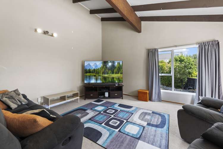 8 Widmore Drive Massey_6