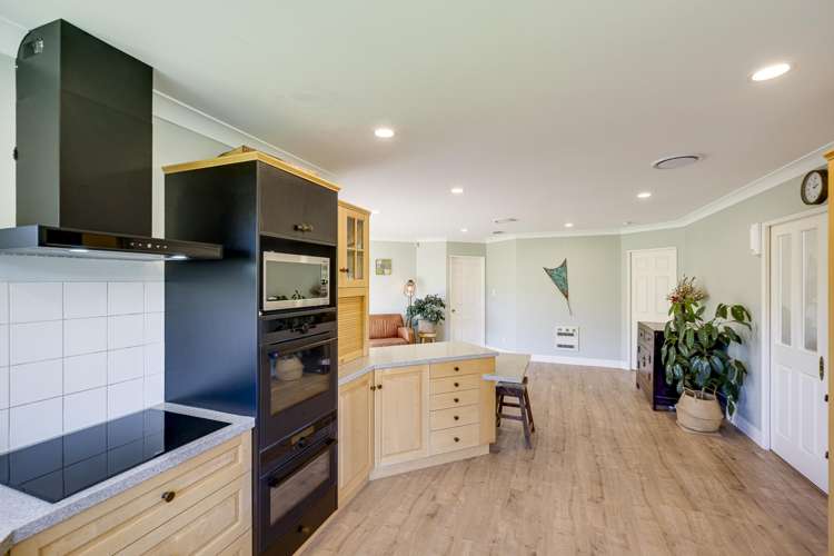 19 Birdwood Street Taradale_5