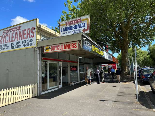 B & C/265 Grey Street Hamilton East_1