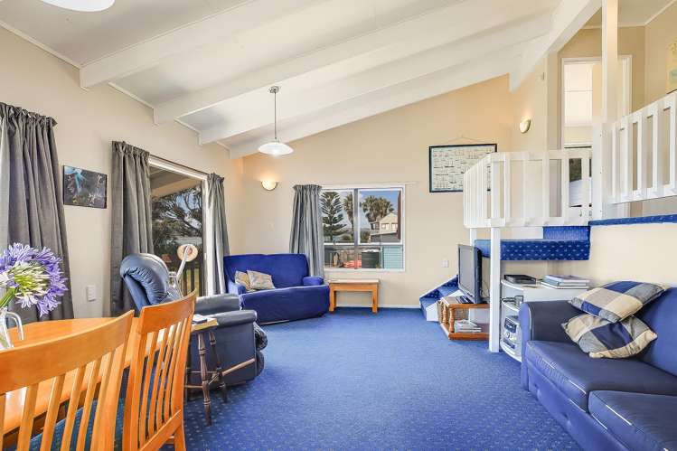 231 Pouewe Street Kawhia_12