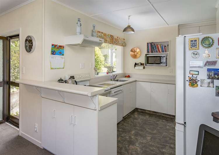 22 Larges Lane The Brook_2