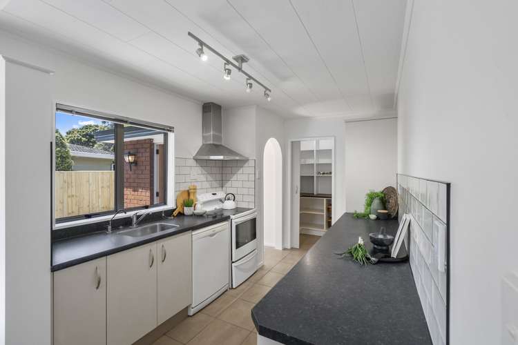 94 Benmore Avenue Cloverlea_1