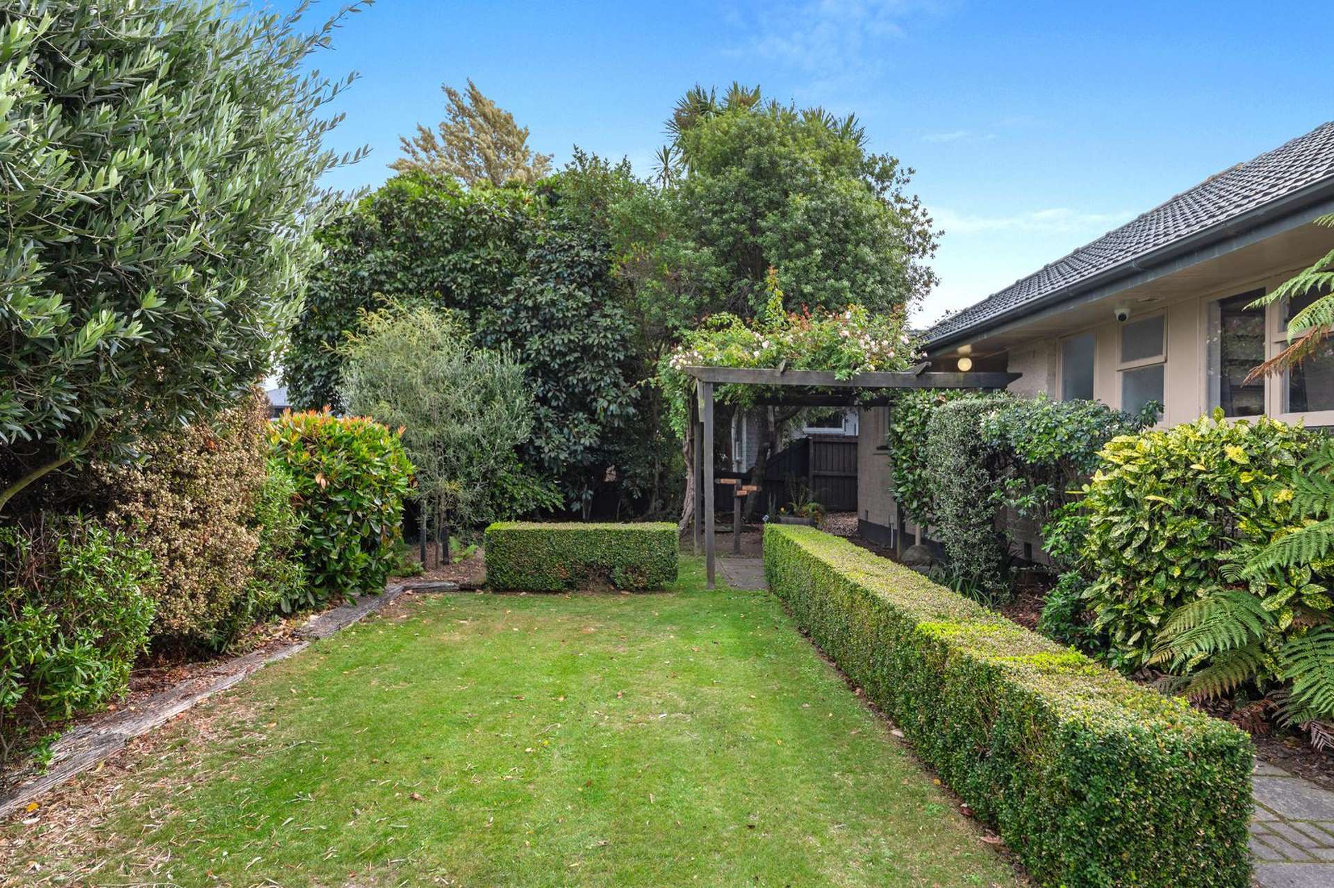 12 Saint Ives Street Harewood_0