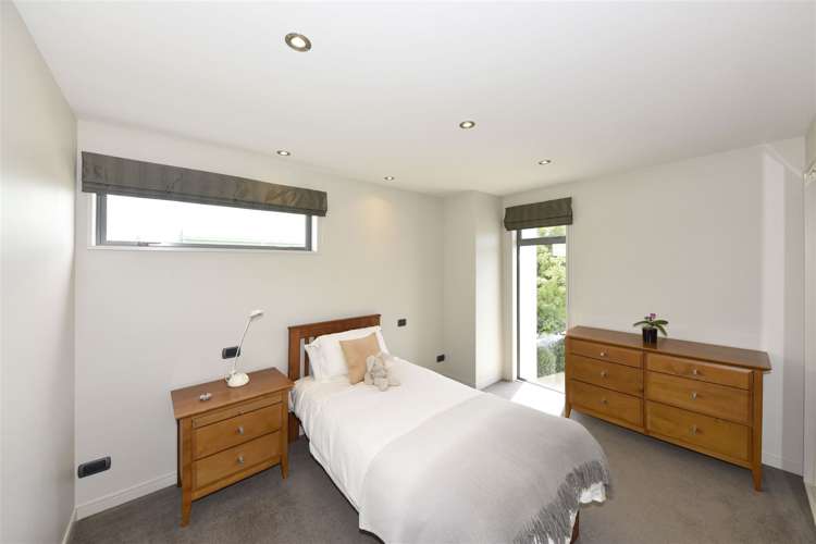 27 Strowan Road Strowan_13