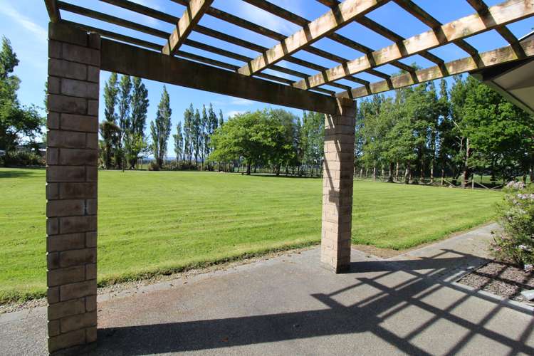 202 Mako Road Winton Surrounds_11