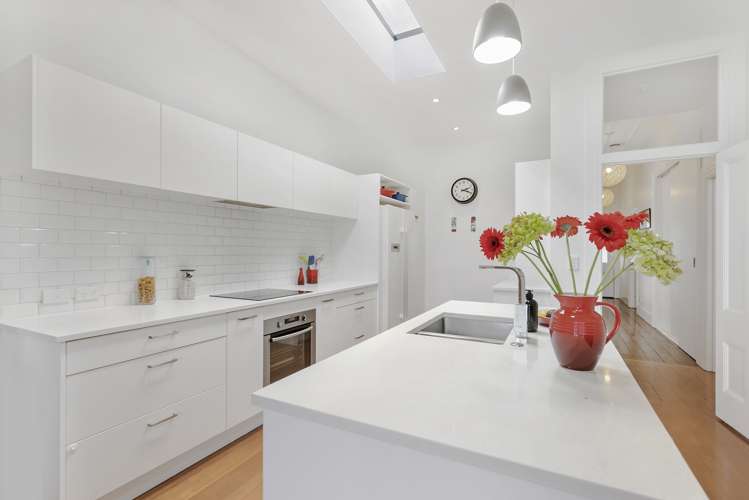 48 Cardwell Street Onehunga_6