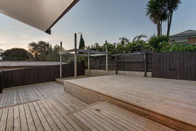 2/45 Taioma Crescent Te Atatu Peninsula_4