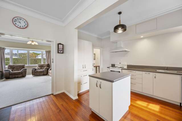 507 Frederick Street West Mahora_1