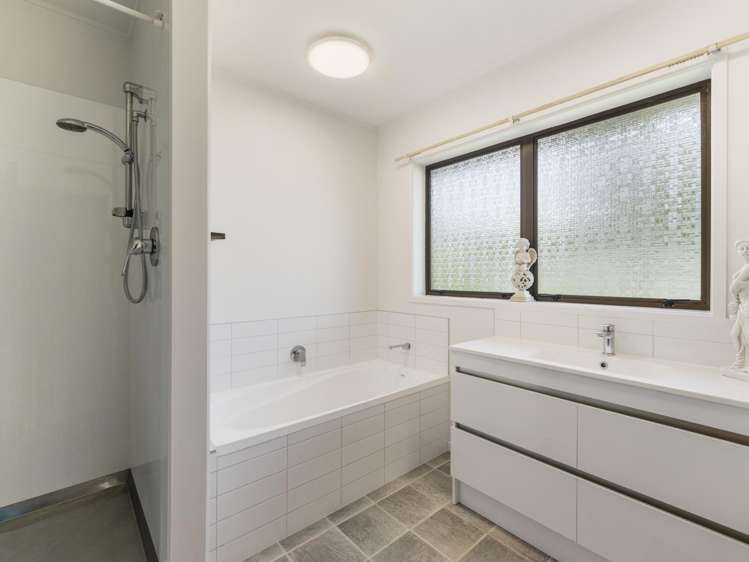 3 Kamulla Court Conifer Grove_12